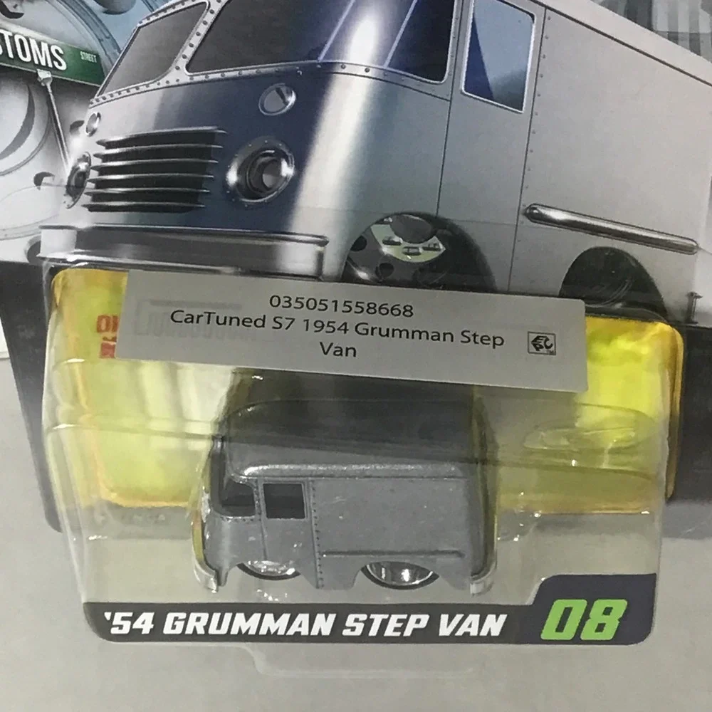 CarTuned Series 7 08 '54 Grumman Step Van Silver Diecast Metal MGA Entertainment